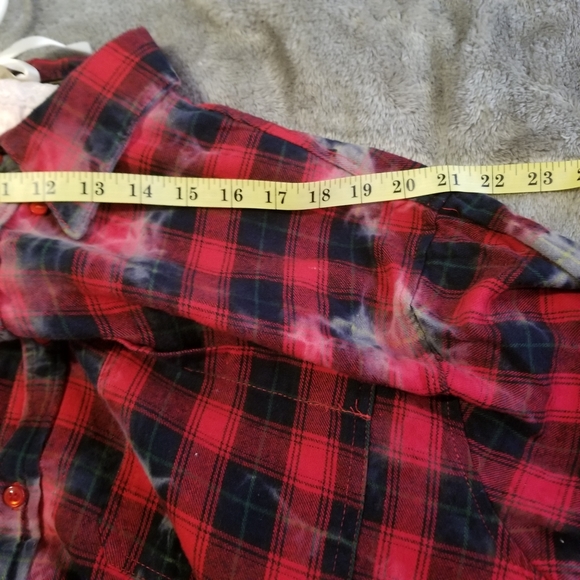 Lucky Brand Black/Red Plaid Fade Button Down SZ L - Picture 6 of 9